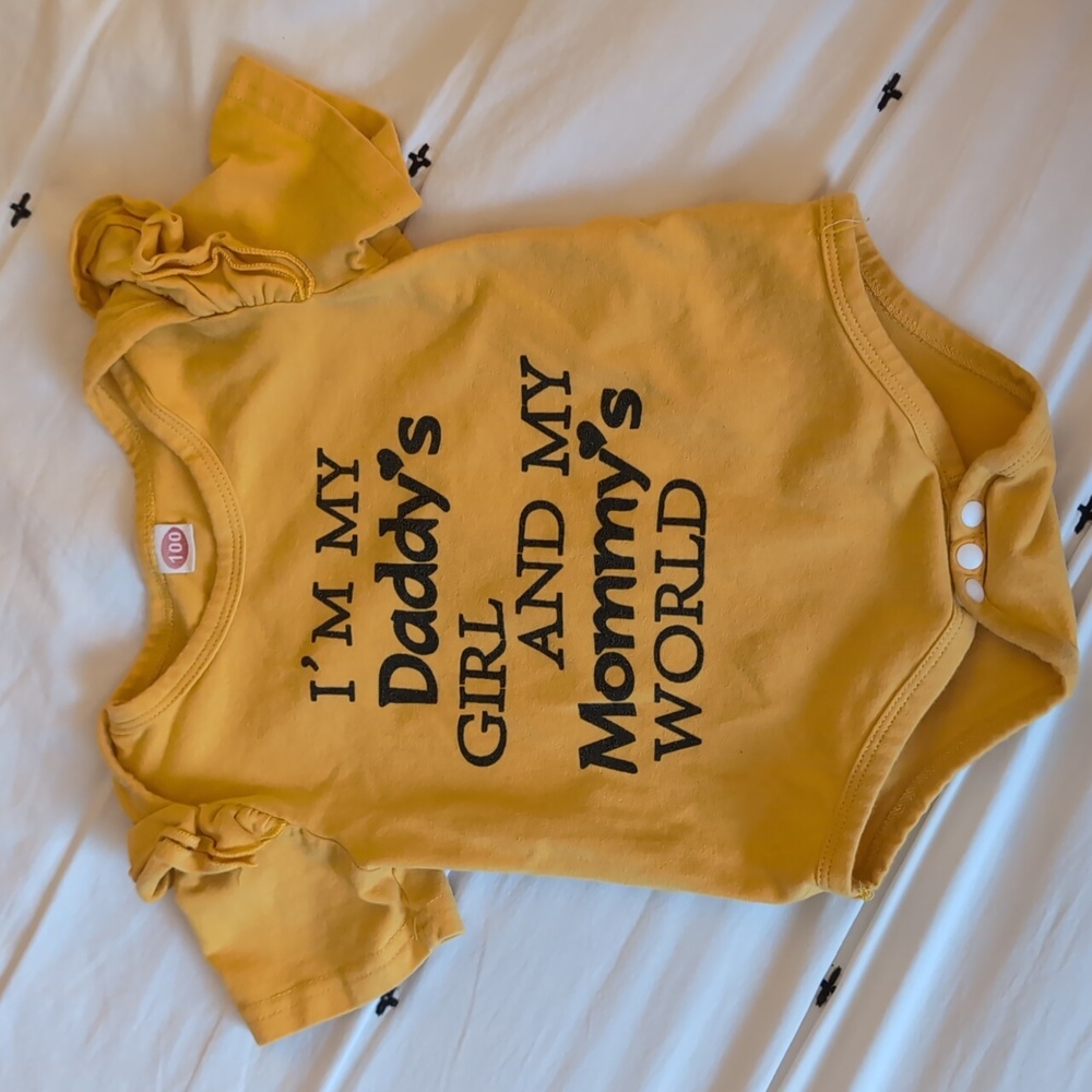 12M Ruffled Sleeved Onsie